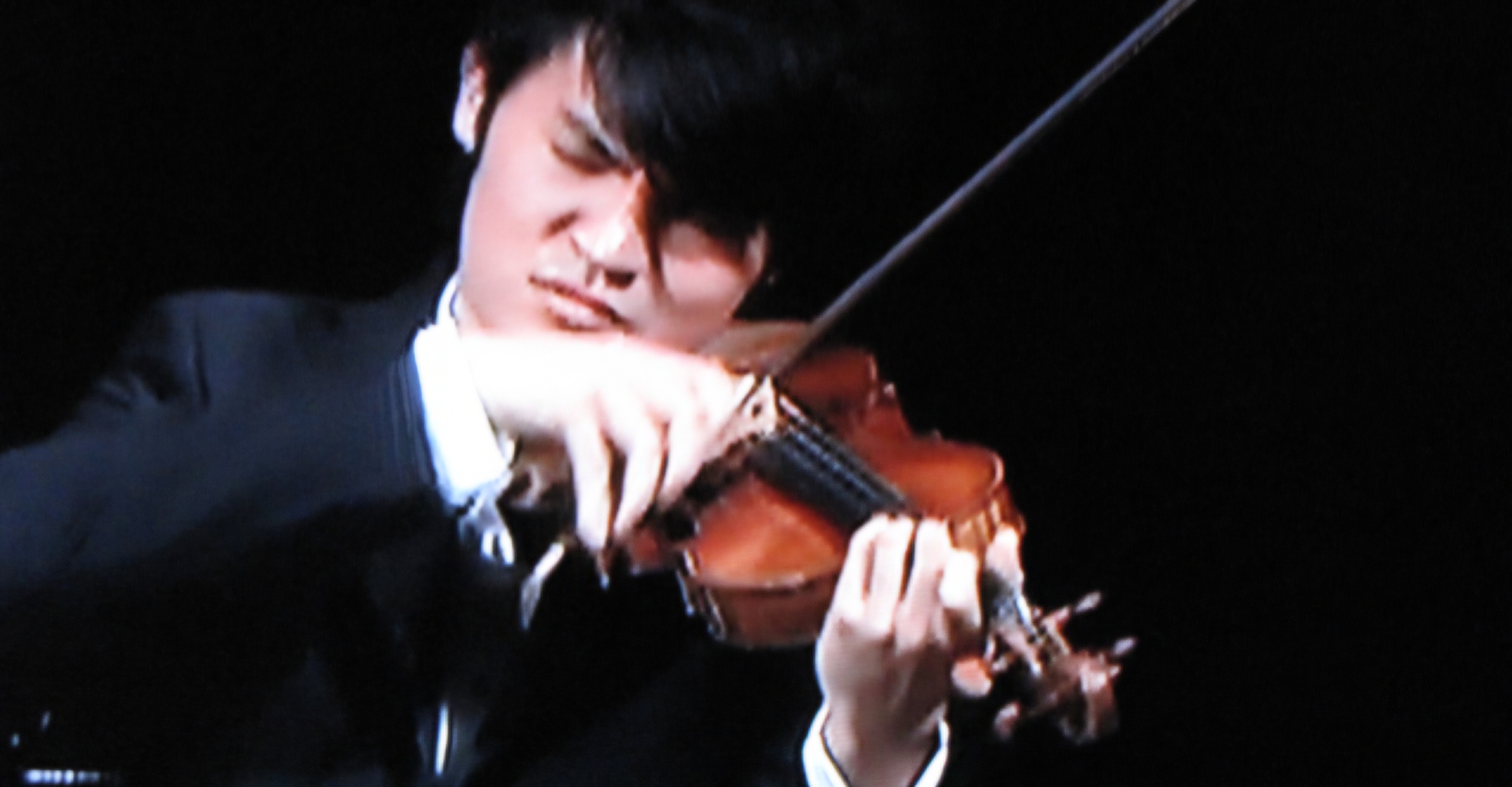 Read more about the article 레이 첸,퀸 엘리자베스 우승