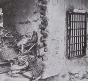 Read more about the article 박용래 시인의 ‘저녁눈’에서 ‘말집’이 뭡니까?