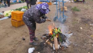 Read more about the article 춘분 무렵, 전주천변 새벽시장 풍경입니다.