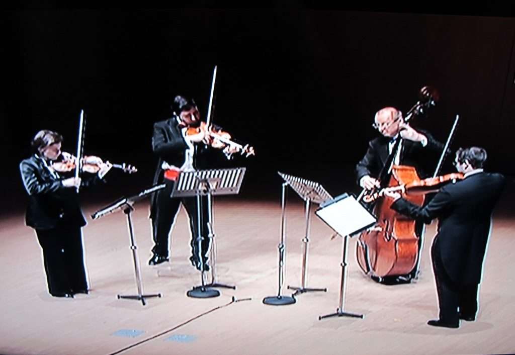 Read more about the article ‘빈 앙상블 사중주단’, 편성이 특이 합니다.