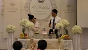 Read more about the article 손녀 첫돌에 온 가족이 모였습니다.